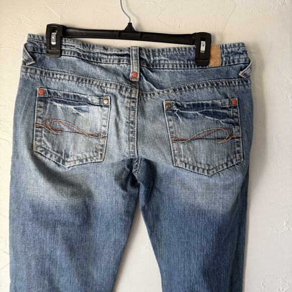 Maurices Y2k Jeans 9/10 Blue Denim Bootcut Mid Rise Distressed Pockets - Picture 1 of 10